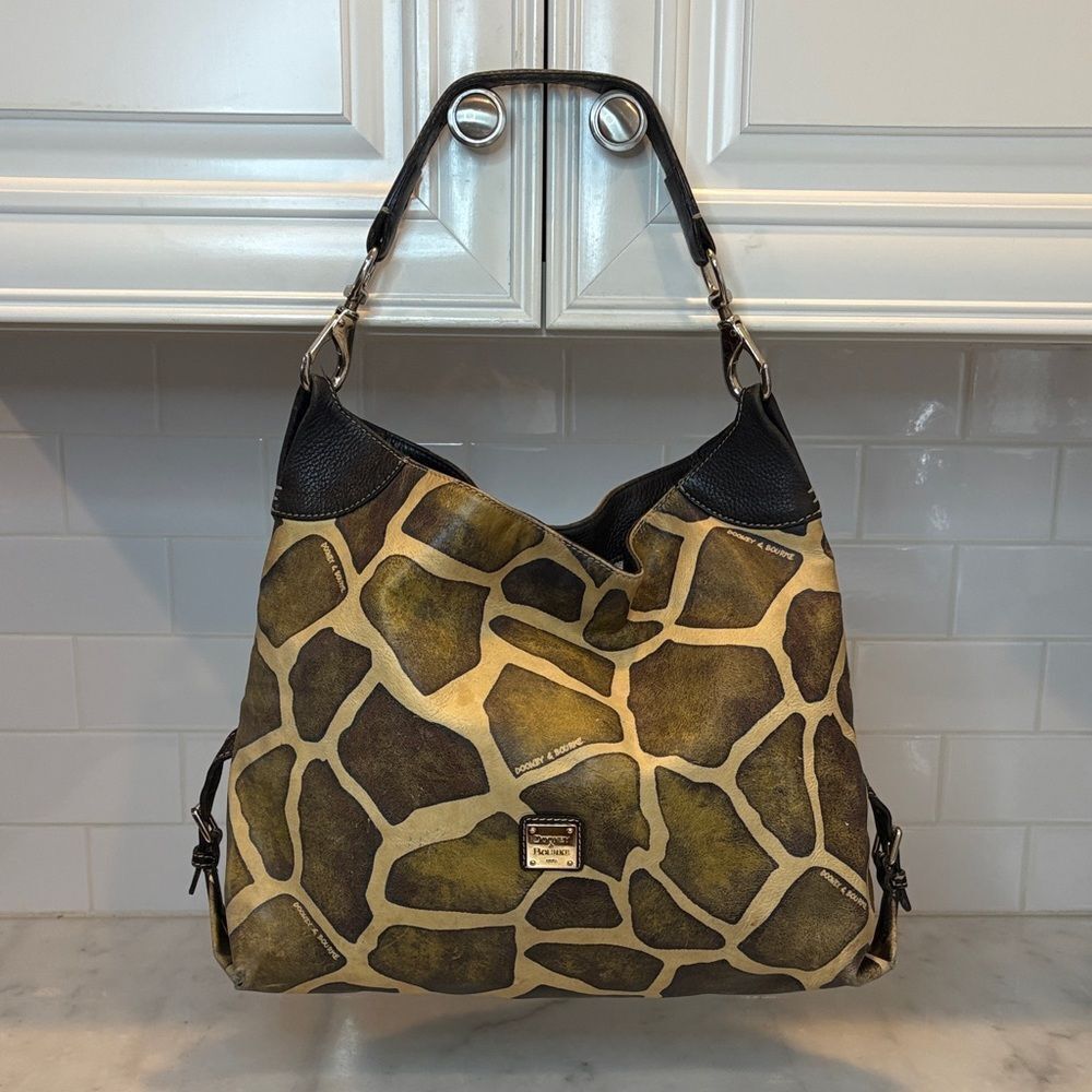 Dooney & Bourke Bag Purse Handbag Leather Animal Giraffe Pattern Large Shoulder